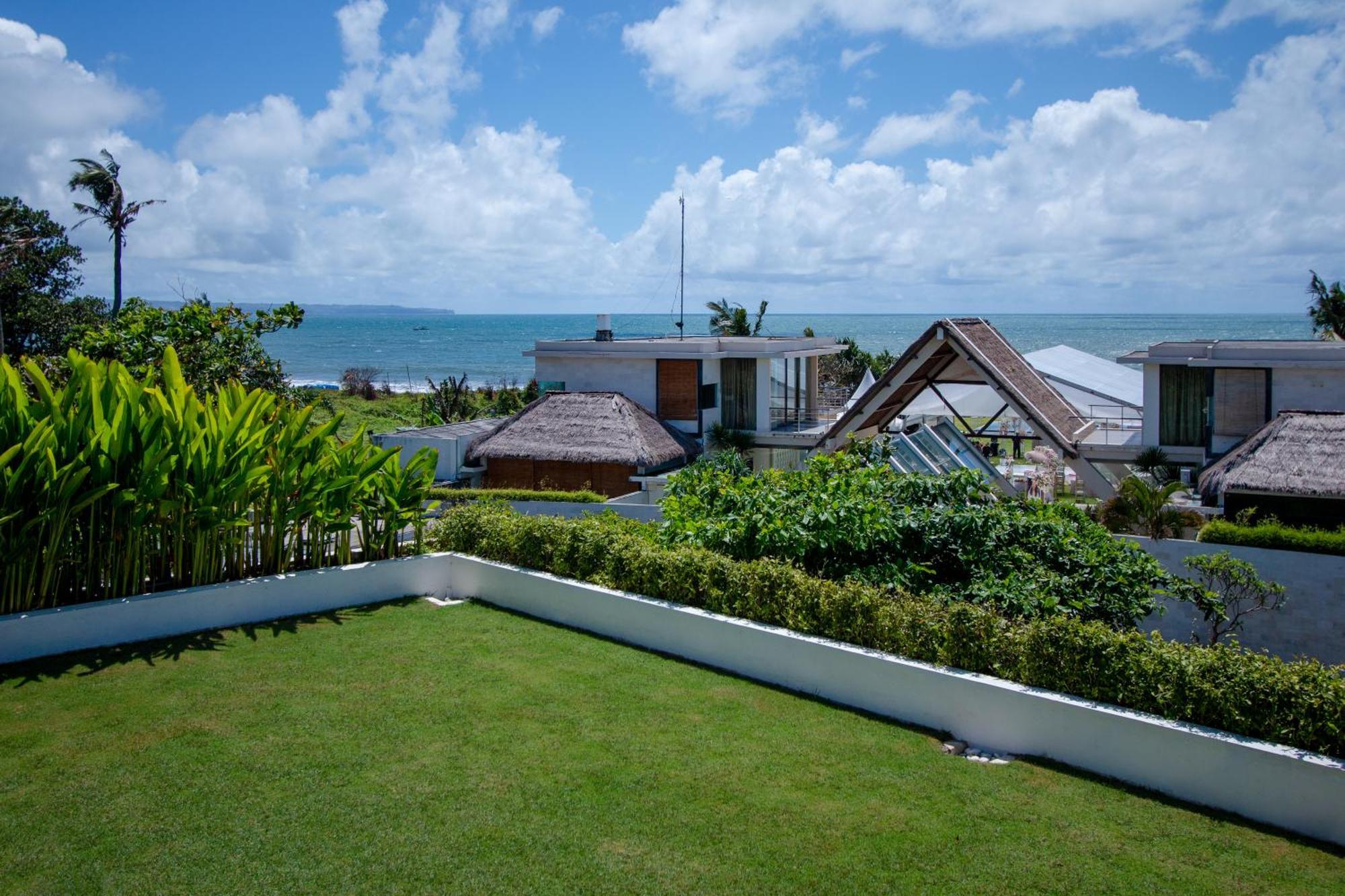 Eden The Residence At The Sea Seminyak Exterior foto